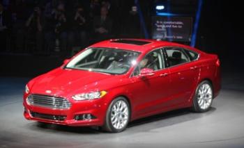 2013 Ford Fusion модель 2013 Ford Fusion