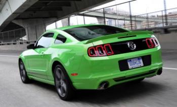 2013 Ford Mustang модель 2013 Ford Mustang