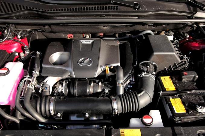 двигатель Lexus NX200T