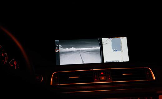 монитор системы ночного видения BMW