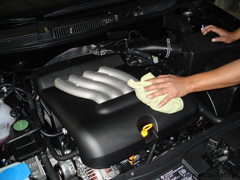 Как правильно мыть двигатель автомобиля своими руками, можно ли использовать керхер на автомойке, химию, нужно это вообще