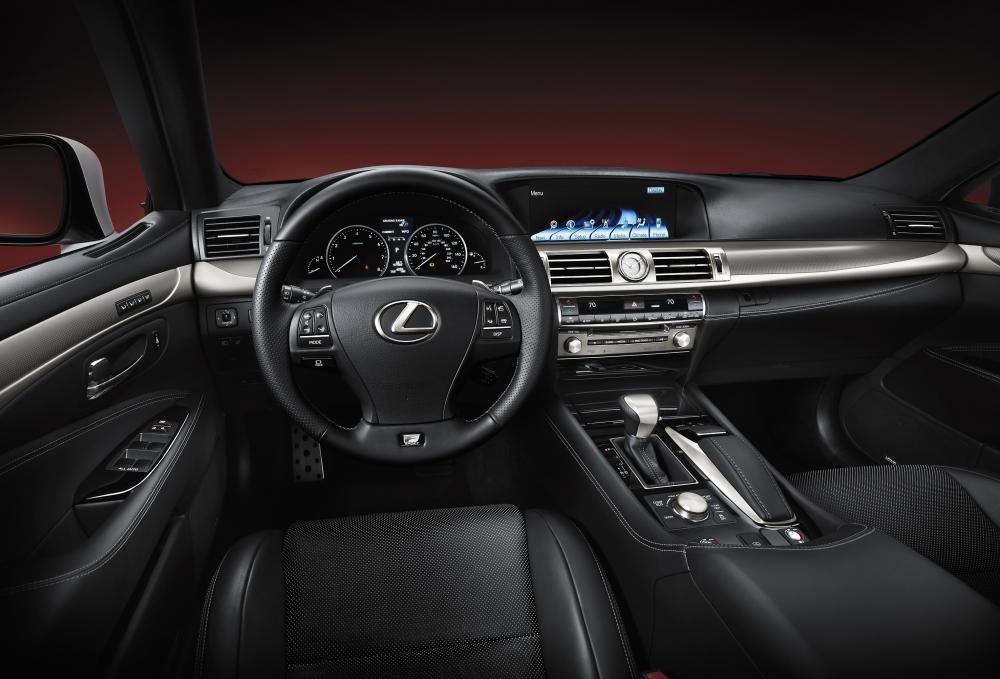 салон Lexus LS 2013 года