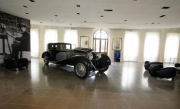 Bugatti Royale в автомобильном музее