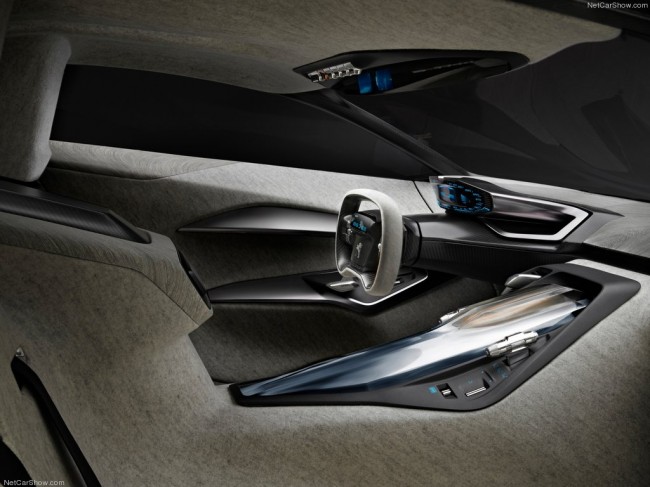 внутри Peugeot Onyx Concept 2013