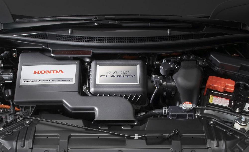 водородный двигатель Honda FCX Clarity